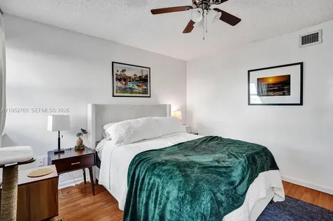 1201 S Ocean Drive Hollywood FL 33019