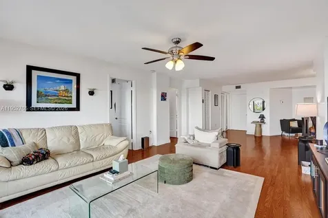 1201 S Ocean Drive Hollywood FL 33019