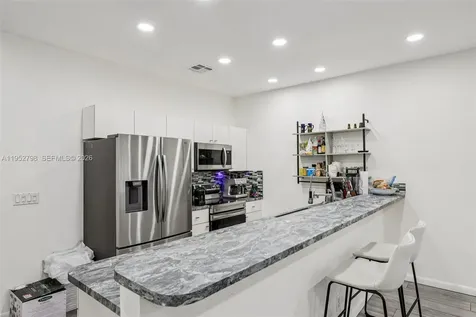 2307 Washington Street Hollywood FL 33020