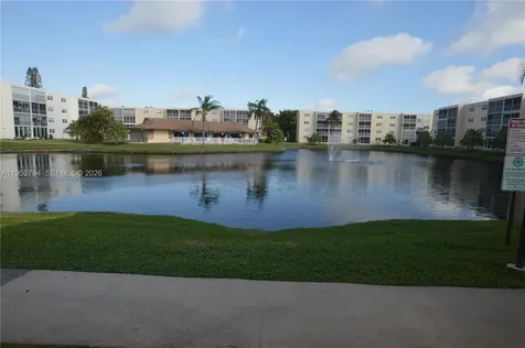 425 SE 11th Terrace Dania Beach FL 33004