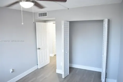 16465 NE 22nd Avenue North Miami Beach FL 33160