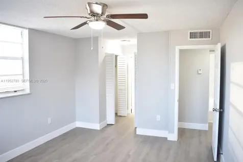 16465 NE 22nd Avenue North Miami Beach FL 33160