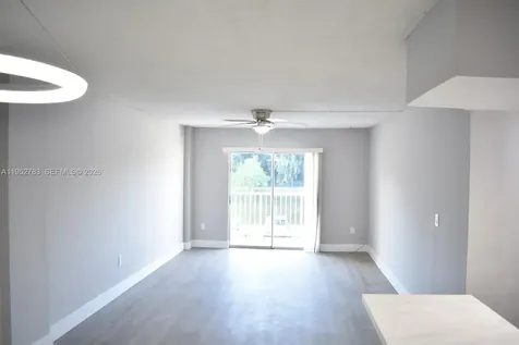 16465 NE 22nd Avenue North Miami Beach FL 33160