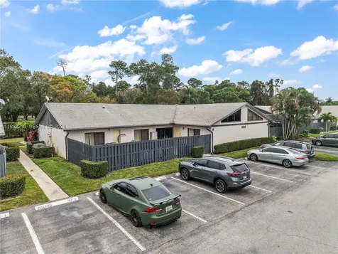 1050 Summit Trail Circle West Palm Beach FL 33415