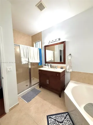 10780 NW 74th Lane Doral FL 33178