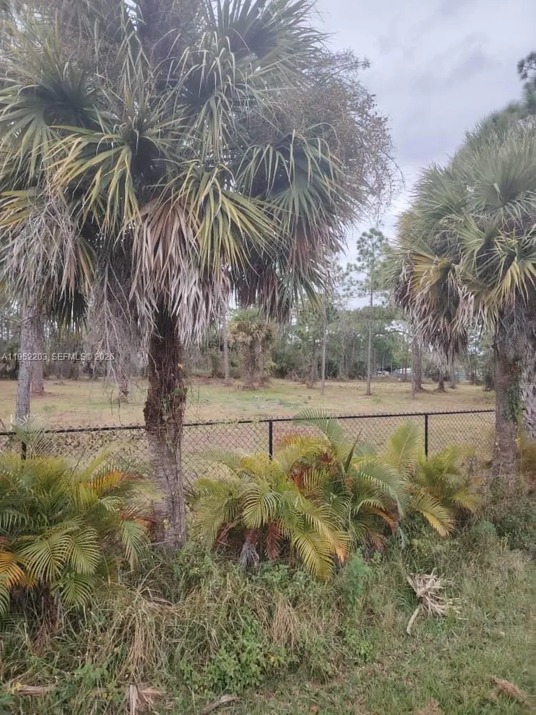 615 621 Hunting Club Avenue Clewiston FL 33440
