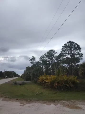 615 621 Hunting Club Avenue Clewiston FL 33440