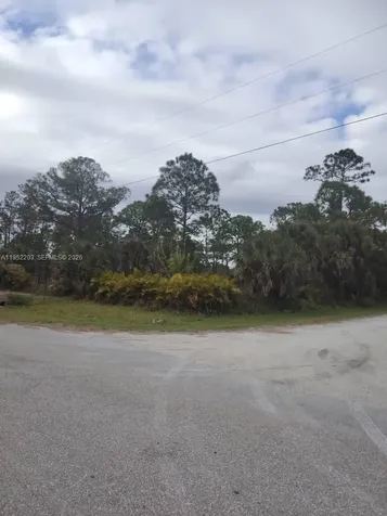 615 621 Hunting Club Avenue Clewiston FL 33440
