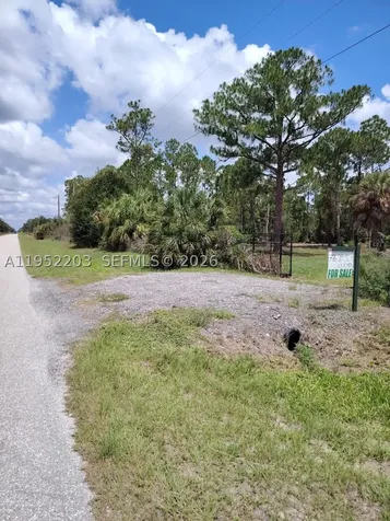 615 621 Hunting Club Avenue Clewiston FL 33440