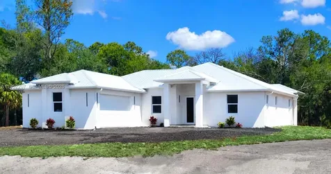 133 Hunting Club Avenue Clewiston FL 33440