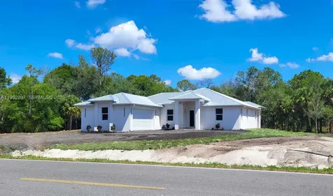 133 Hunting Club Avenue Clewiston FL 33440