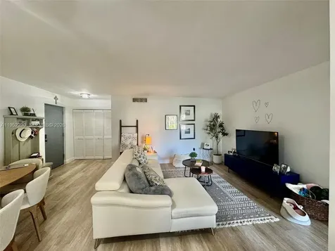 8810 SW 123rd Court Miami FL 33186