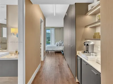 3300 NE 188th Street Aventura FL 33180