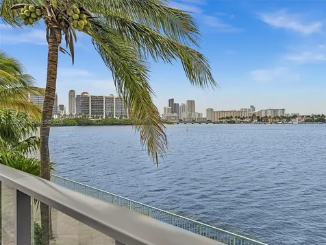 3300 NE 188th Street Aventura FL 33180