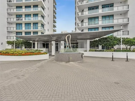 3300 NE 188th Street Aventura FL 33180
