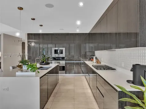 3300 NE 188th Street Aventura FL 33180