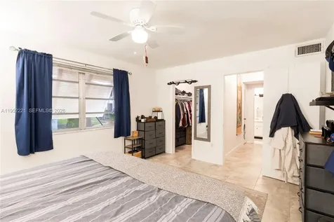 9490 SW 77th Avenue Miami FL 33156