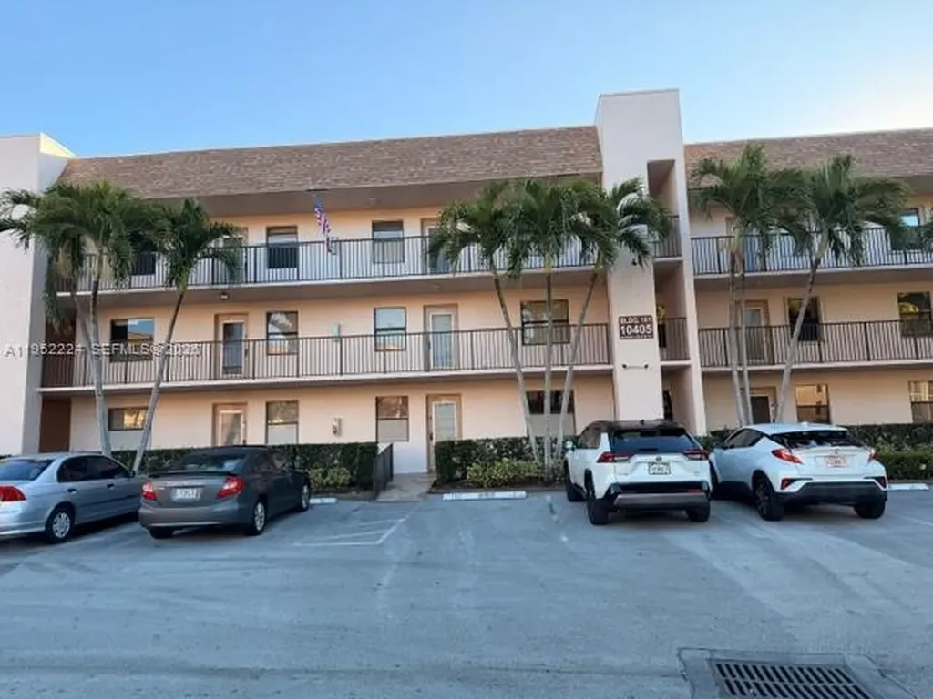 10405 Sunrise Lakes Boulevard Sunrise FL 33322