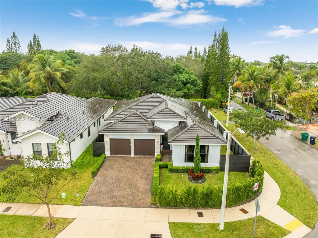 19410 SW 124th Court Miami FL 33177