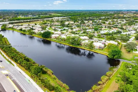 11625 Winchester Drive Palm Beach Gardens FL 33410