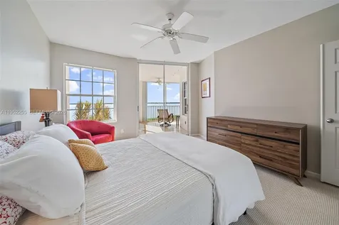 5800 NE Island Cove Way Hutchinson Island FL 34996