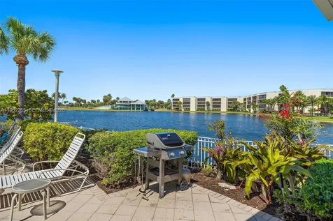 5800 NE Island Cove Way Hutchinson Island FL 34996