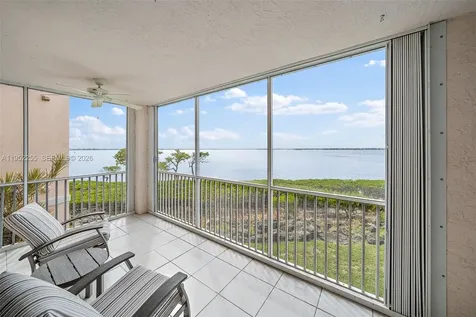 5800 NE Island Cove Way Hutchinson Island FL 34996