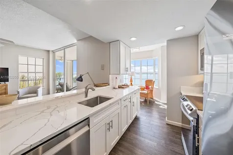 5800 NE Island Cove Way Hutchinson Island FL 34996