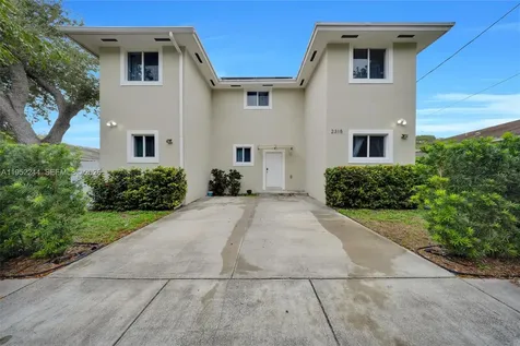 2315 NW 60th Street Miami FL 33142