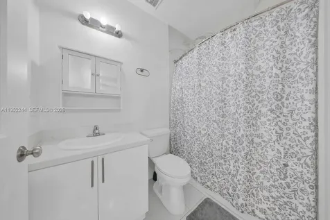 2315 NW 60th Street Miami FL 33142