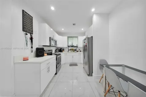2315 NW 60th Street Miami FL 33142
