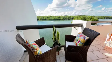 456 Poinciana Island Drive Sunny Isles Beach FL 33160