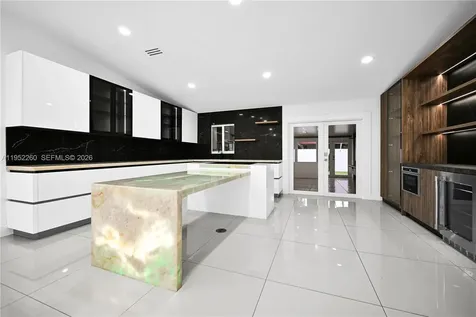 13284 SW 39th Street Miami FL 33175