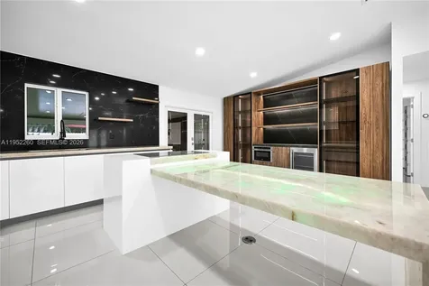 13284 SW 39th Street Miami FL 33175