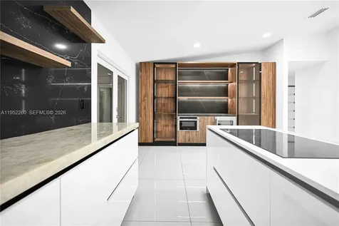 13284 SW 39th Street Miami FL 33175
