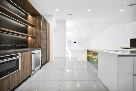 13284 SW 39th Street Miami FL 33175