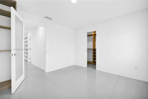 13284 SW 39th Street Miami FL 33175