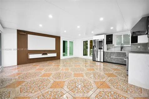 13284 SW 39th Street Miami FL 33175