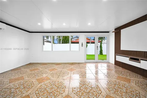 13284 SW 39th Street Miami FL 33175