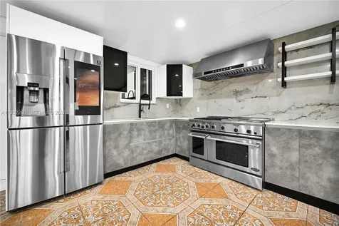 13284 SW 39th Street Miami FL 33175
