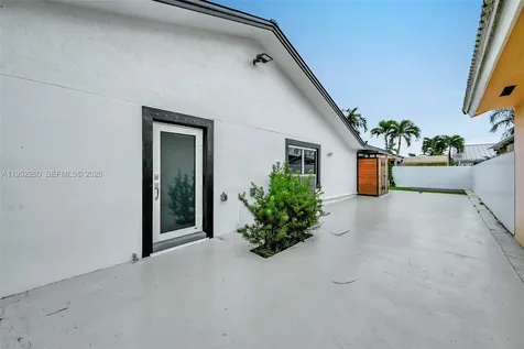 13284 SW 39th Street Miami FL 33175