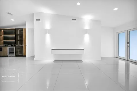 13284 SW 39th Street Miami FL 33175