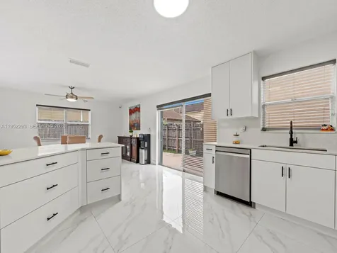 15626 SW 100th Terrace Miami FL 33196