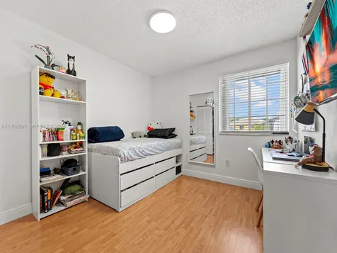 15626 SW 100th Terrace Miami FL 33196