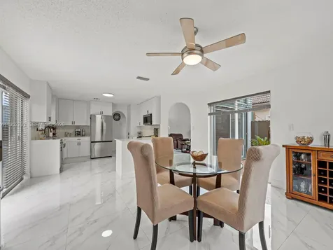 15626 SW 100th Terrace Miami FL 33196