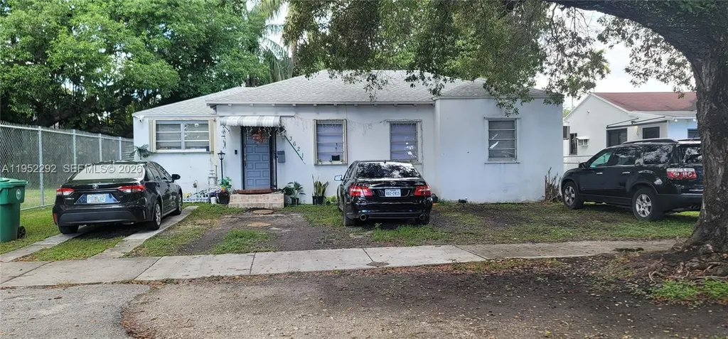 3621 SW 13th Street Miami FL 33145