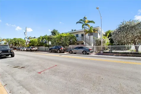 1050 7th Street Miami Beach FL 33139
