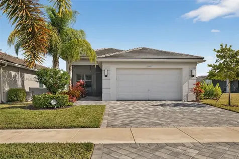 13515 SW River Rock Road Port St. Lucie FL 34987