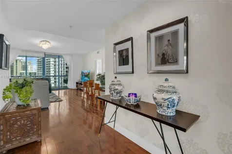 333 Las Olas Way Fort Lauderdale FL 33301