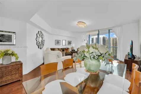 333 Las Olas Way Fort Lauderdale FL 33301